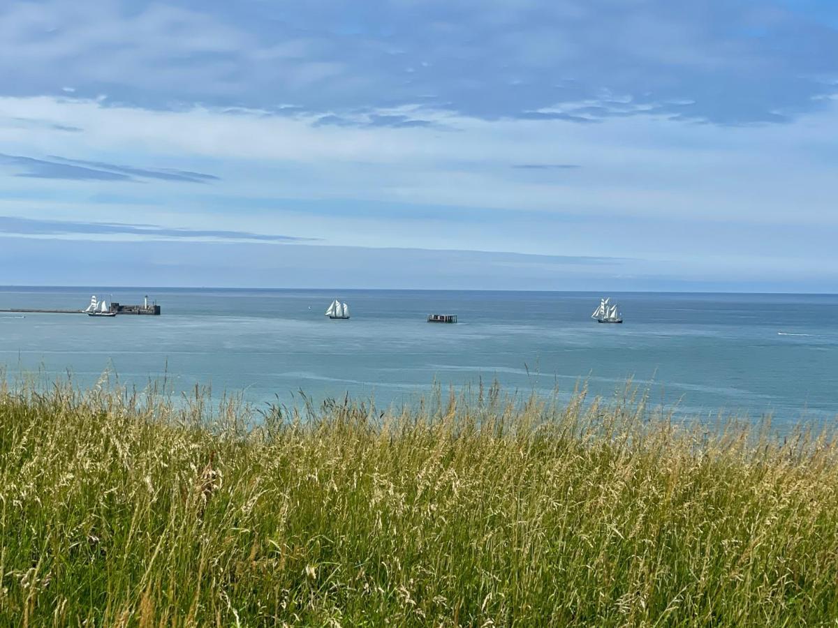 Entre Mer Et Commerces Wimereux Bagian luar foto